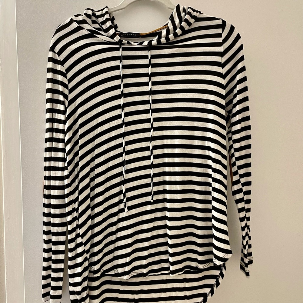 Hooded long sleeve top with elbow pads